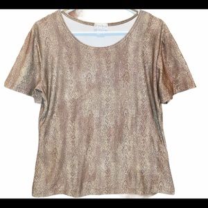 4/$20⭐️ Jonden Linda Leal Top